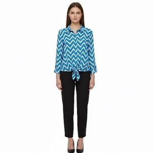 Peter Nygard Blue & White Chevron Roll Tab Sleeves Tie Front Button Shirt